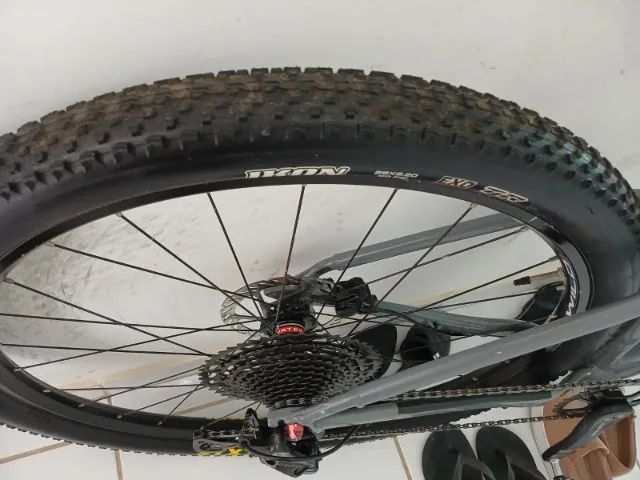 Vendo 01 Pneu de MTB Maxxis Ikon 29x2.20 EXO/TR Cor Preto - Foto 5