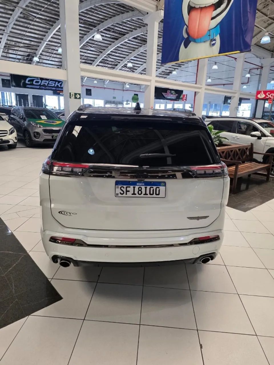 Jeep Commander Black Hurricane 2.0 4X4 TB AUT 2025 - Foto 11
