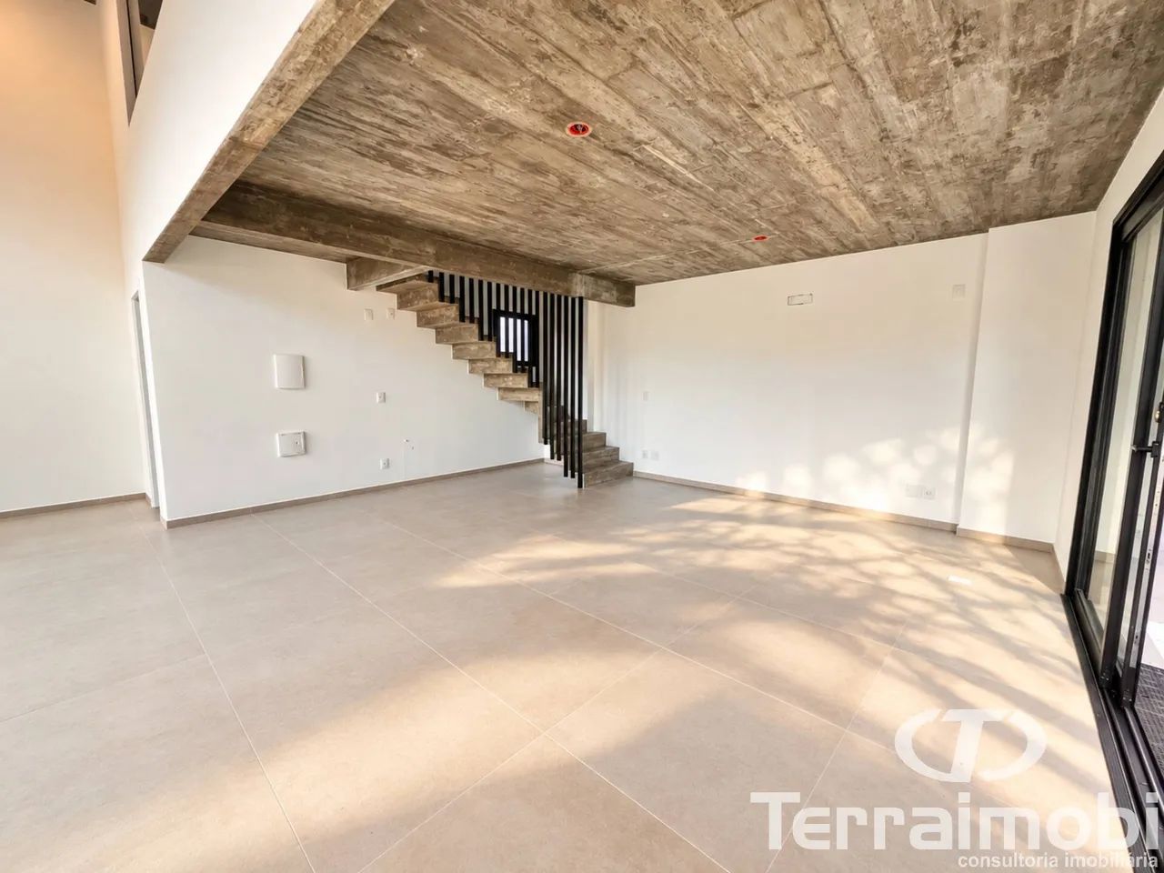 Sala comercial com 85m² para locação anual- Centro, Garopaba/SC - Foto 3