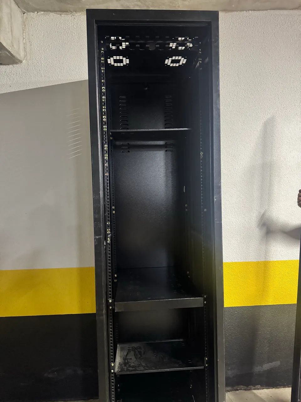Rack de Piso para servidor - em ótimo estado.  - Foto 4