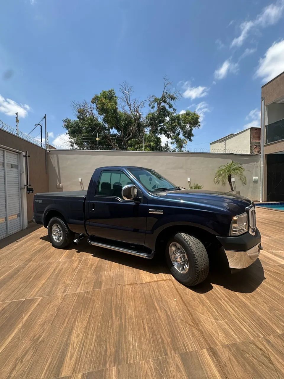 Ford F-250 XLT 4.2 TB Diesel 2005