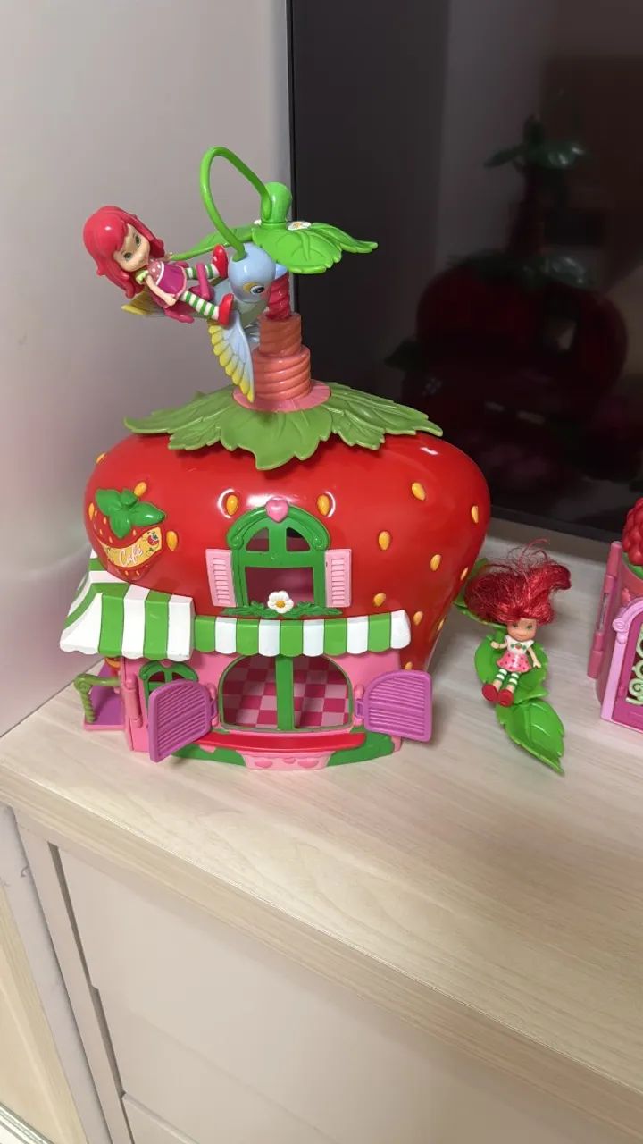 Brinquedos da Moranguinho e boneca   - Foto 3