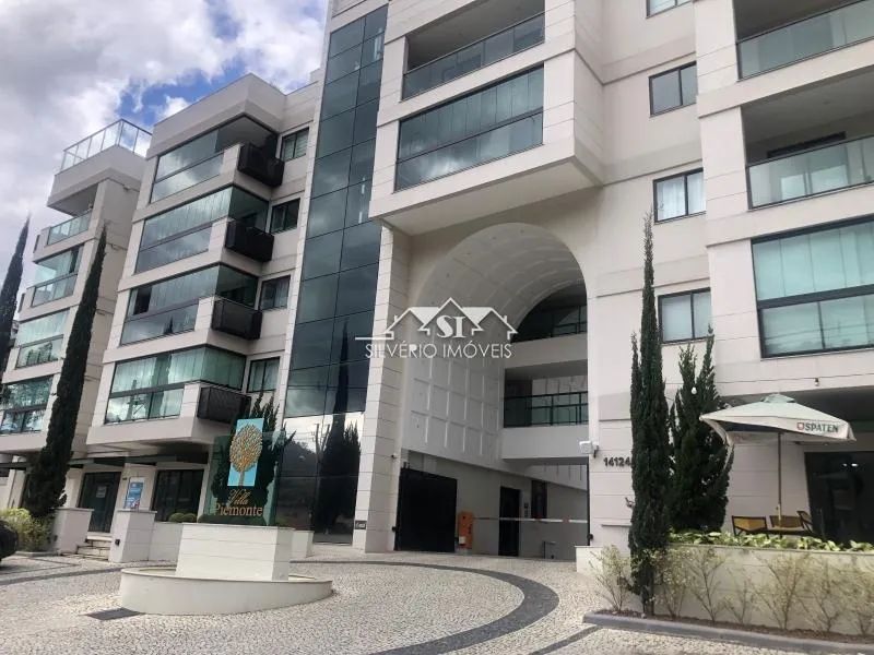 Apartamento- Petrópolis, Itaipava