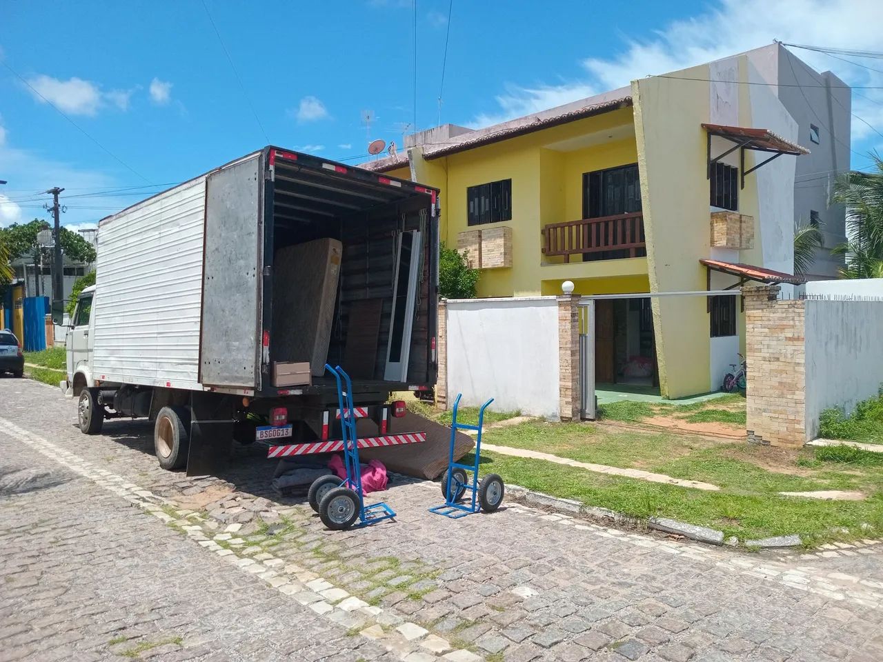 Mudança é fretes caminhão Baú 5 metros  - Foto 3