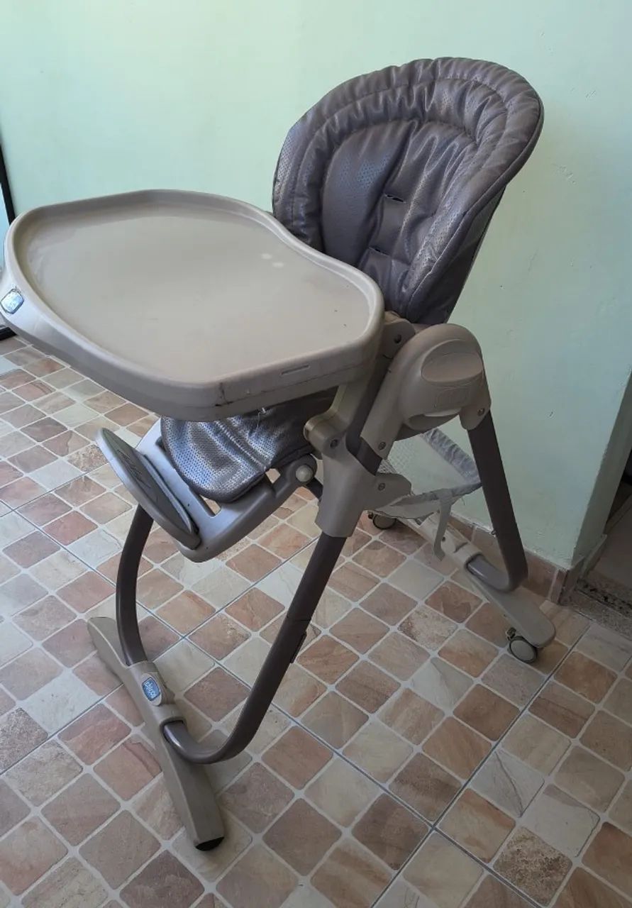 Cadeirão bebê 