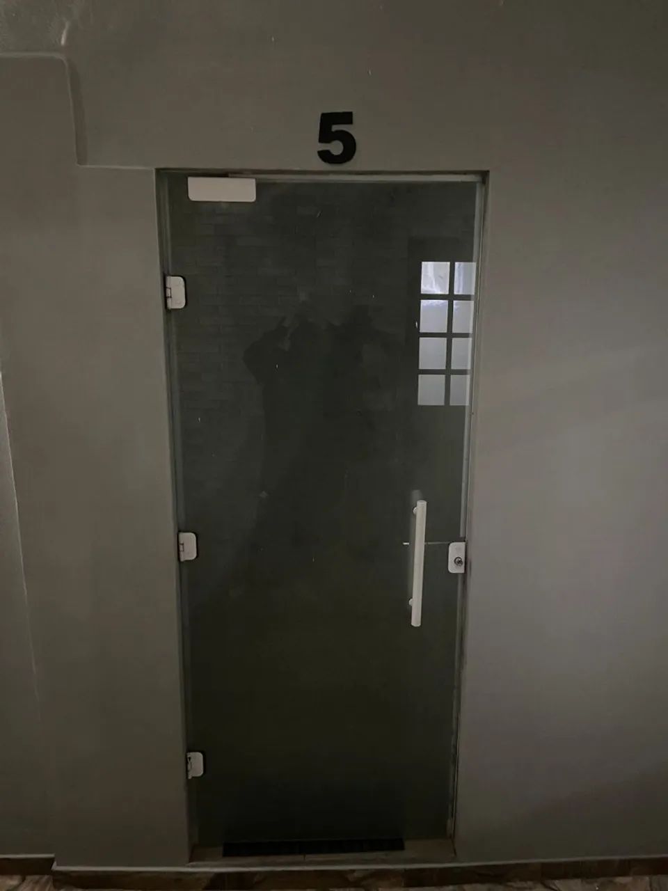 Apto com suíte e sacada amplo - Foto 2