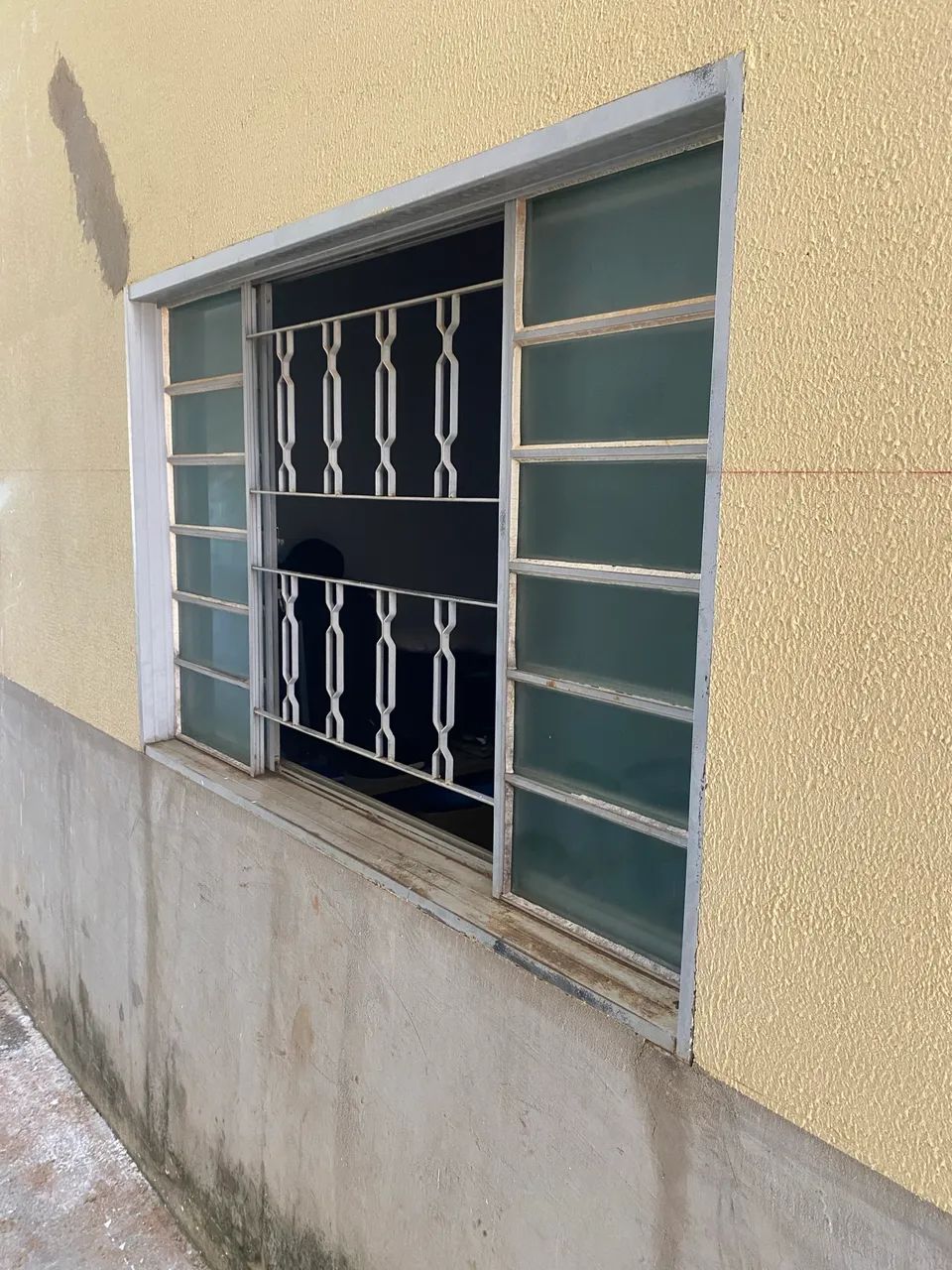  Janelas com grade - Foto 2