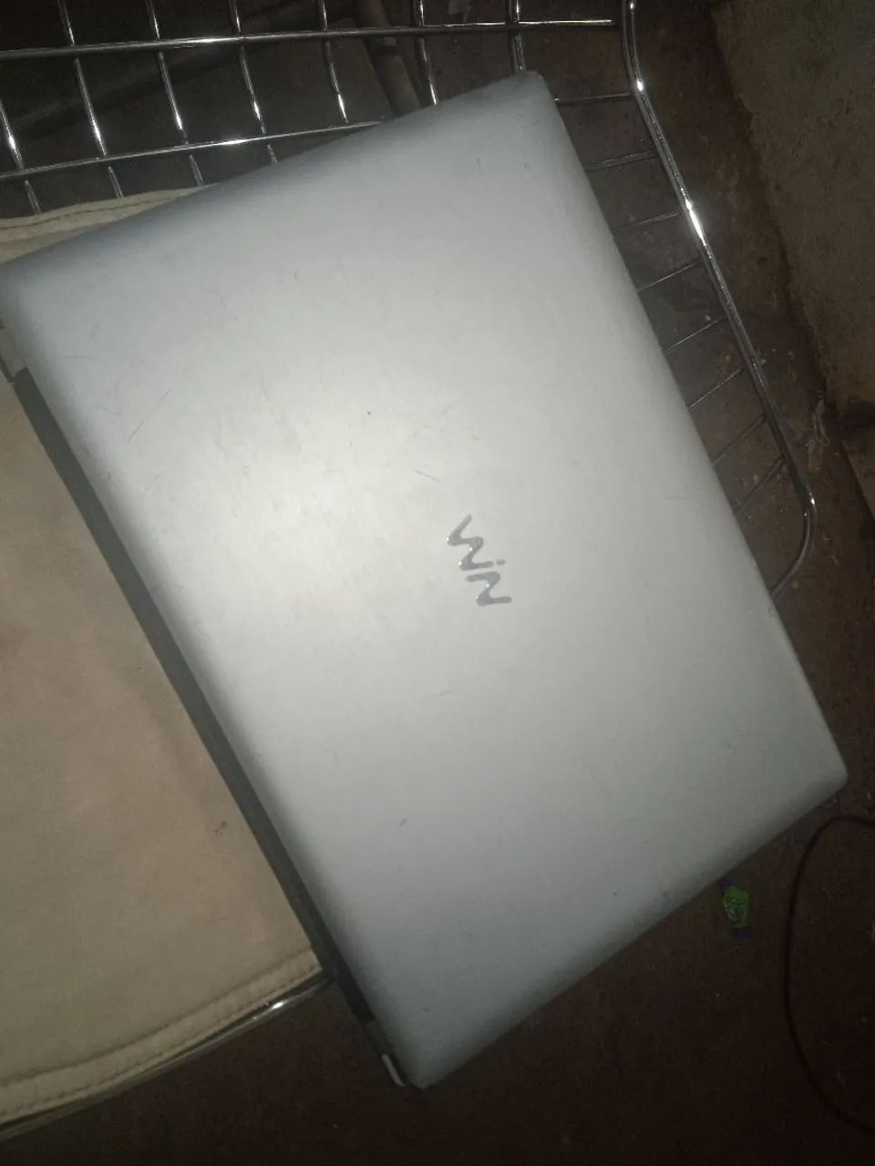 Vende-se notebook semi-novo funcionando perfeitamente  - Foto 2