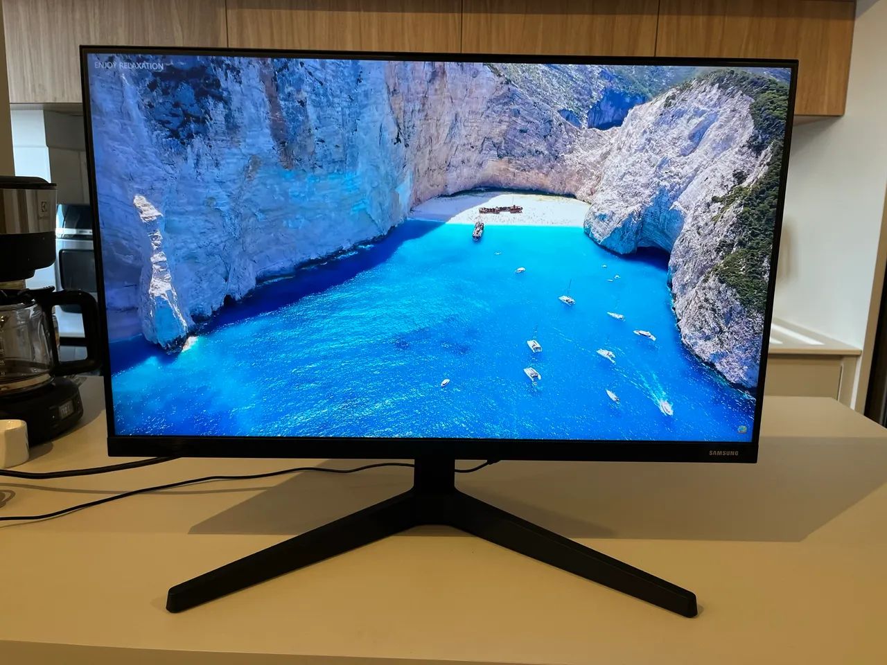 Monitor Samsung T350 24 polegadas, com suporte articulado. - Foto 2