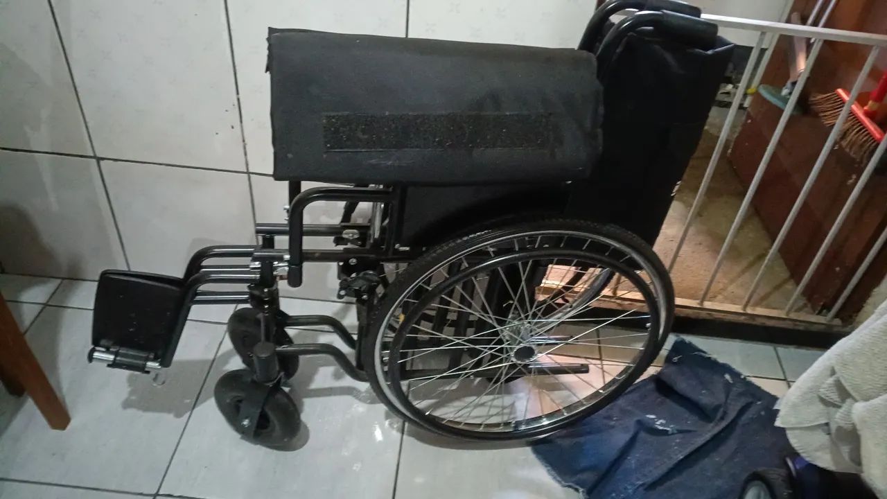 Cadeira de rodas plus size 