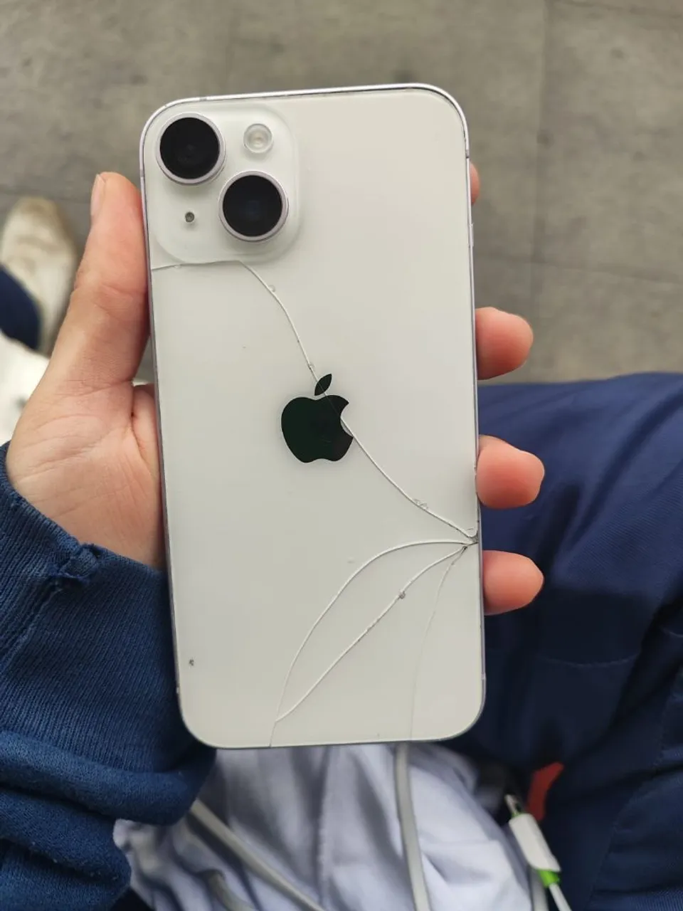 バ*ス様 動作確認済み iPhone 13 128GB ID:C3324 iPhone 13, 128GB (Face ID é câmeras funcionando) aceito proposta