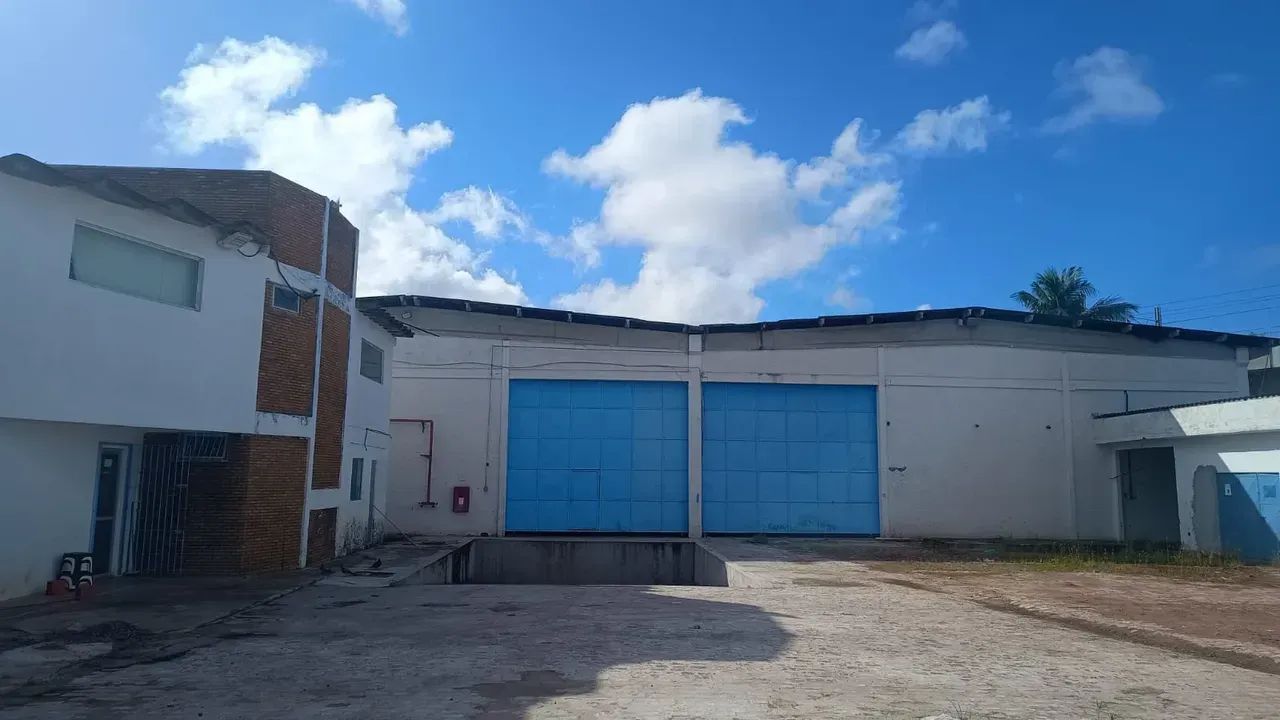 Galpao BR 324 com Docas - Foto 2