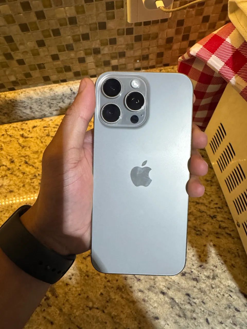 iPhone 16 pro Max 256 Gb - Foto 2