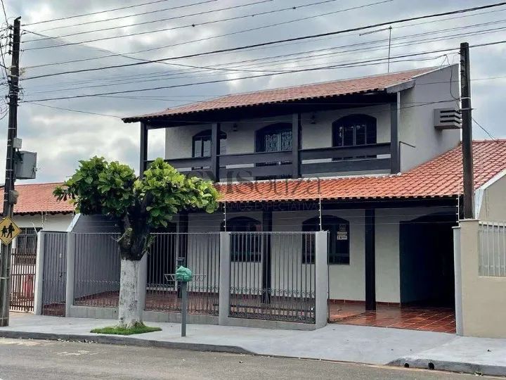 Casa para alugar em Londrina, São Pedro, com 3 quartos, com 252 m²