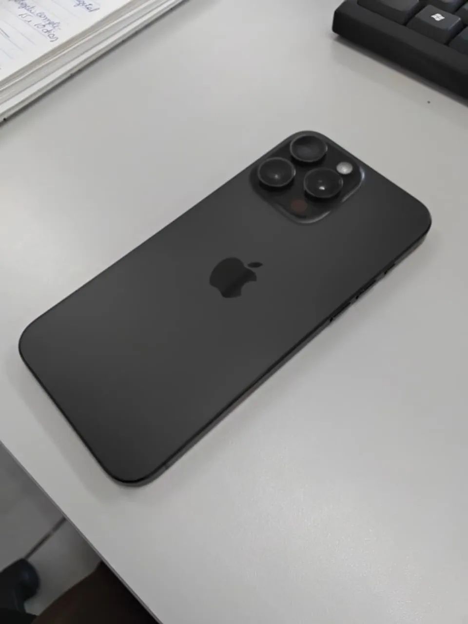 Iphone 15 pro max - Foto 2