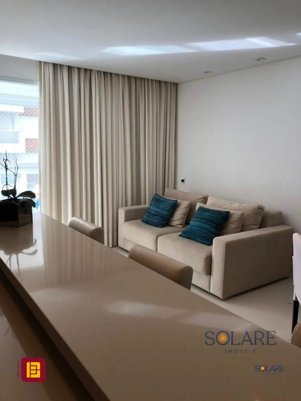 Apartamento em Agronômica