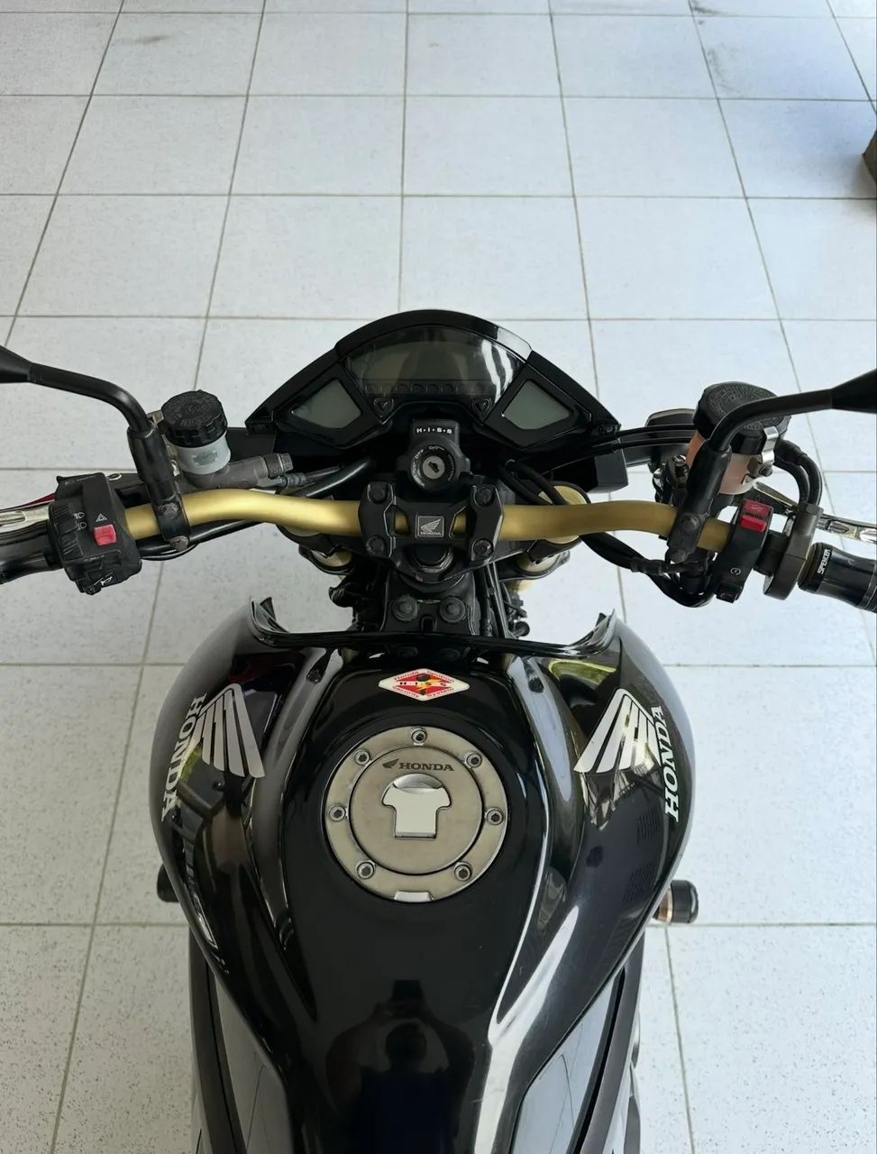 Cb1000r em perfeito estado  - Foto 5