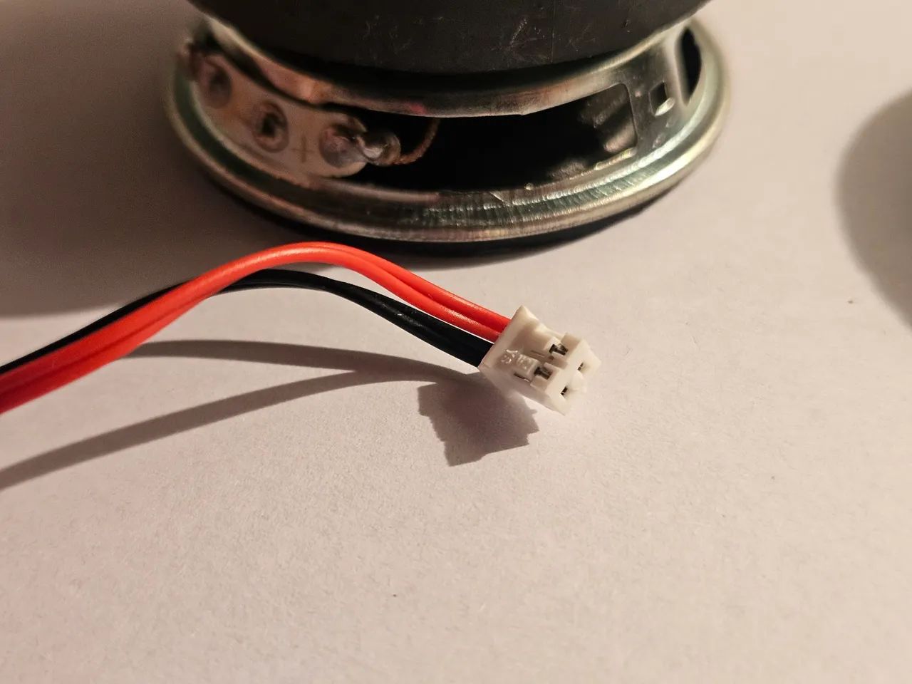 Par de Mini Alto-Falantes Internos com Cabo Conector para Projetos e Eletrônicos - Foto 4