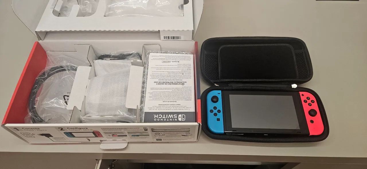 Nintendo switch 1, com case de viagem 