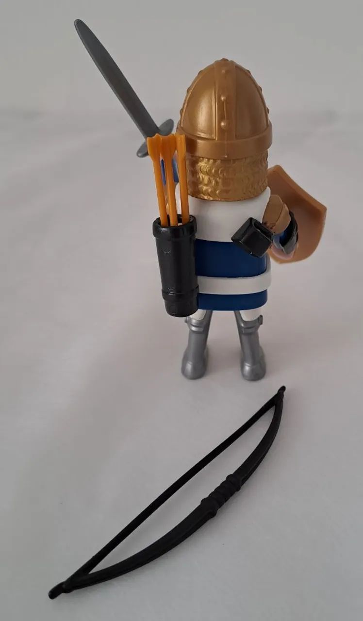* MT Playmobil 5166 Medieval Falcão + Rei Leão - Foto 3