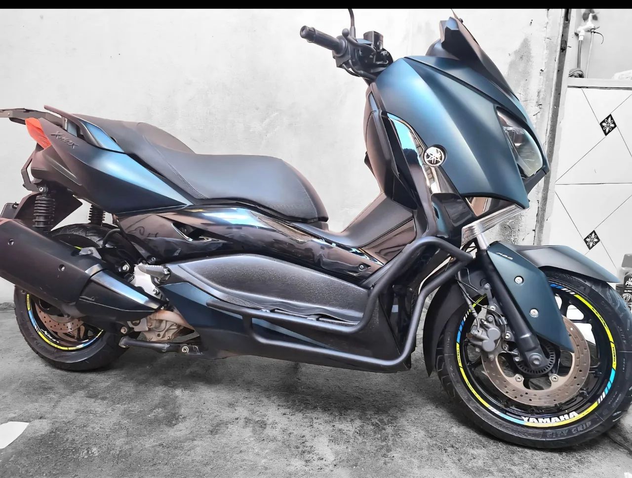 X Maxx ABS 250