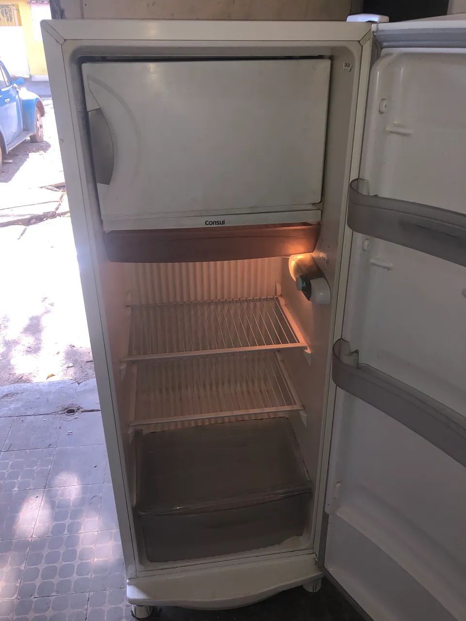 Geladeira da consul funcionando perfeitamente com 280 litros  - Foto 3