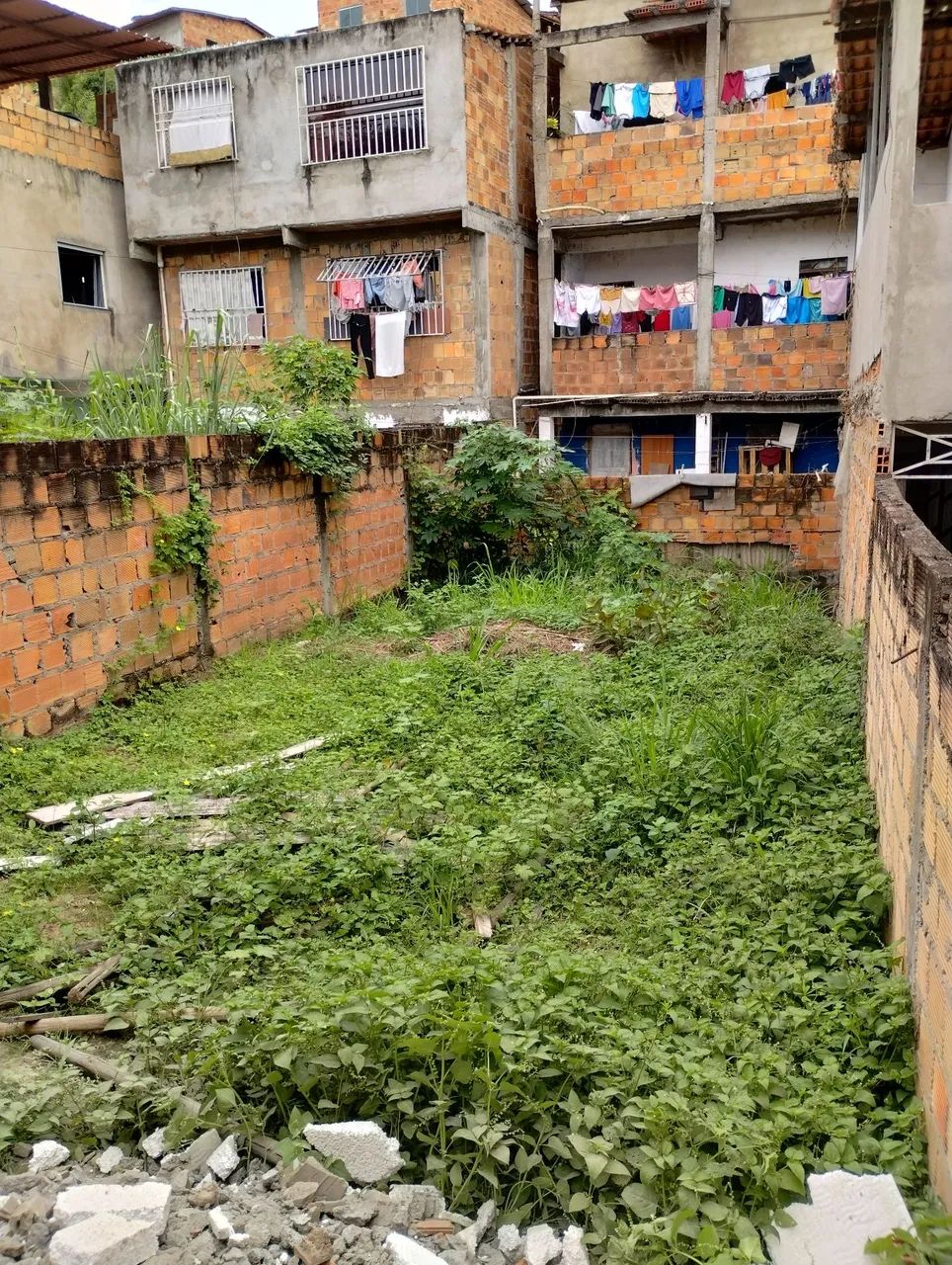 Terreno com área construída  - Foto 2