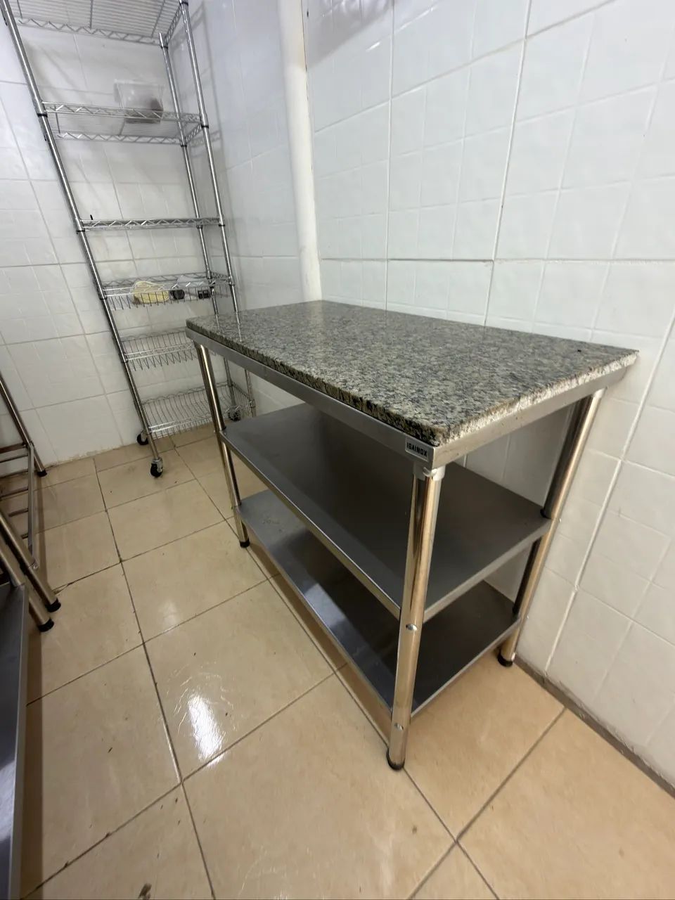 Bancada inox e mármore 1,00x50x90  - Foto 3