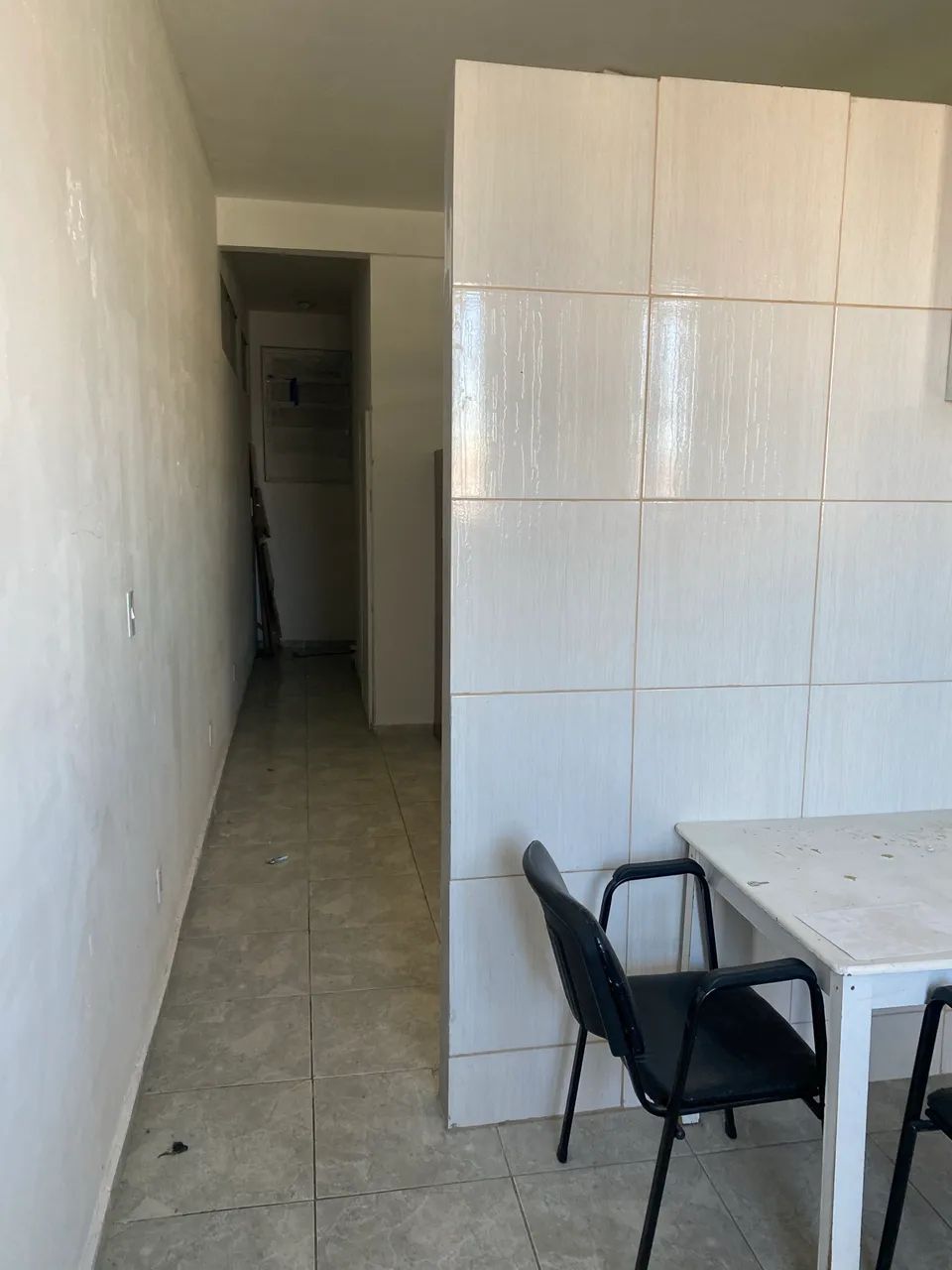 Apartamento Espaçoso de 1 Quarto - Água e Wi-Fi Inclusos - Foto 3