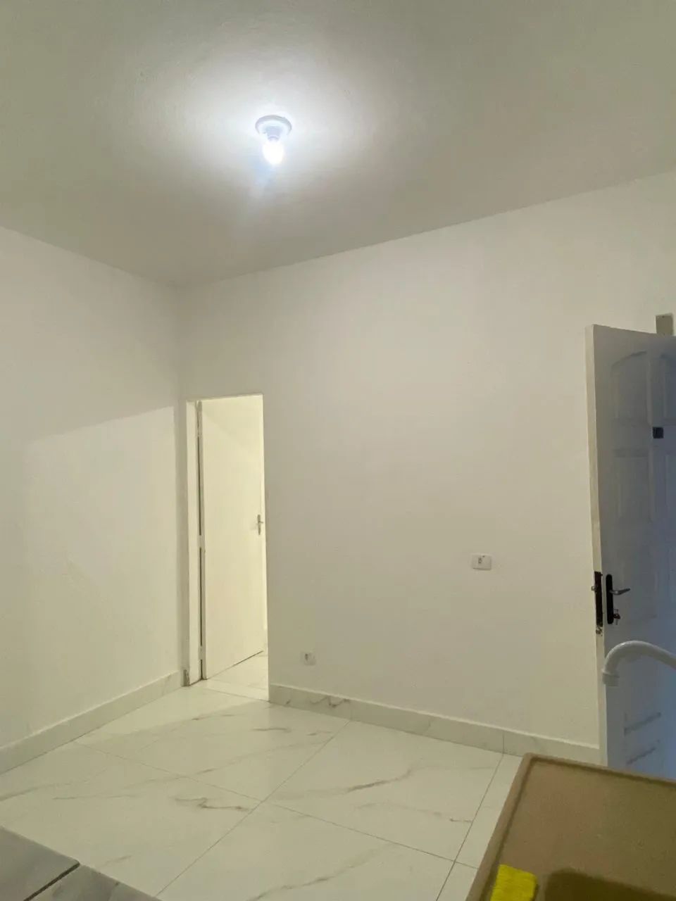 Alugo casa individual  - Foto 2