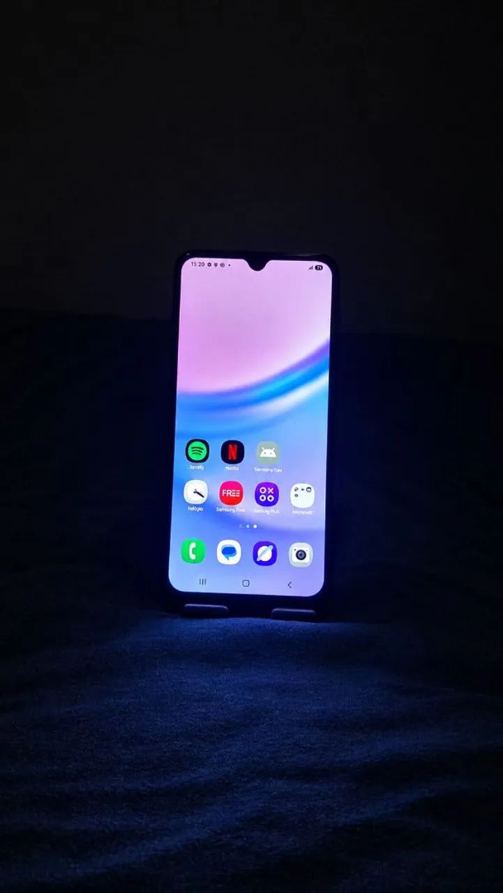 Celular usado em ótimo estado ? funcionando perfeitamente