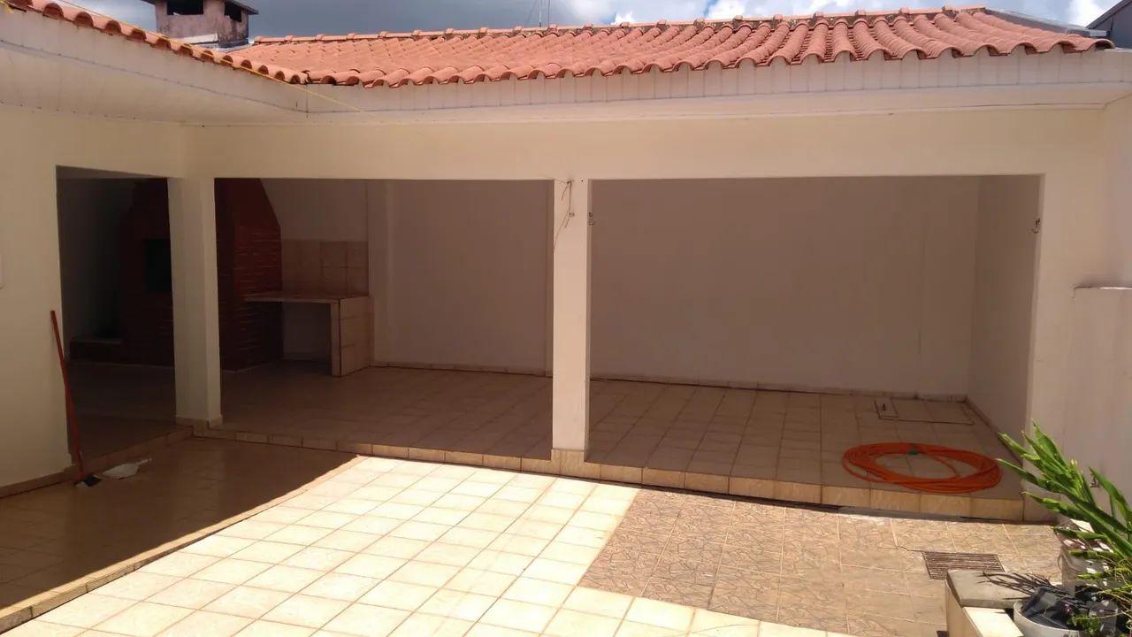 Casa para Venda e Locação no Centro - Foto 3