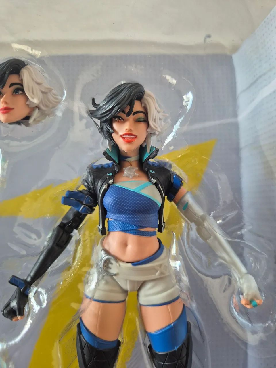 Marvel legends luna snow - Foto 3
