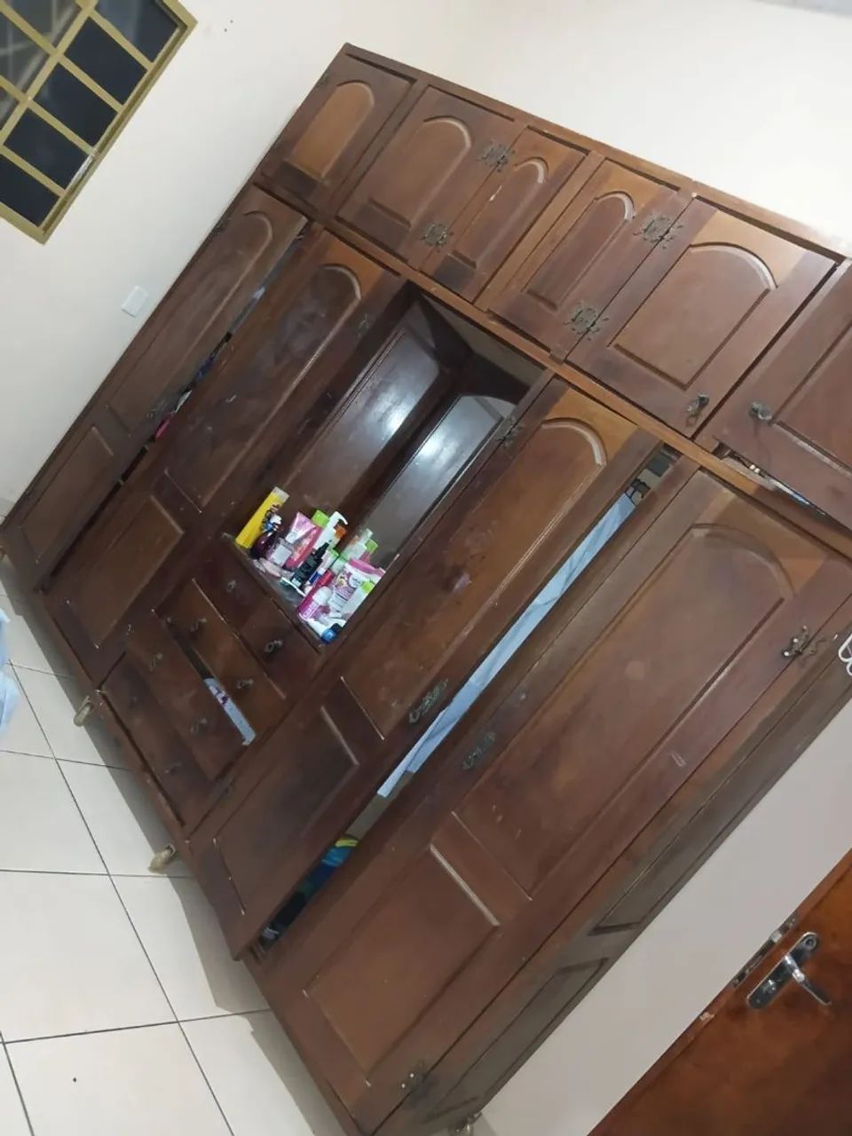 Guarda roupa de casal madeira 