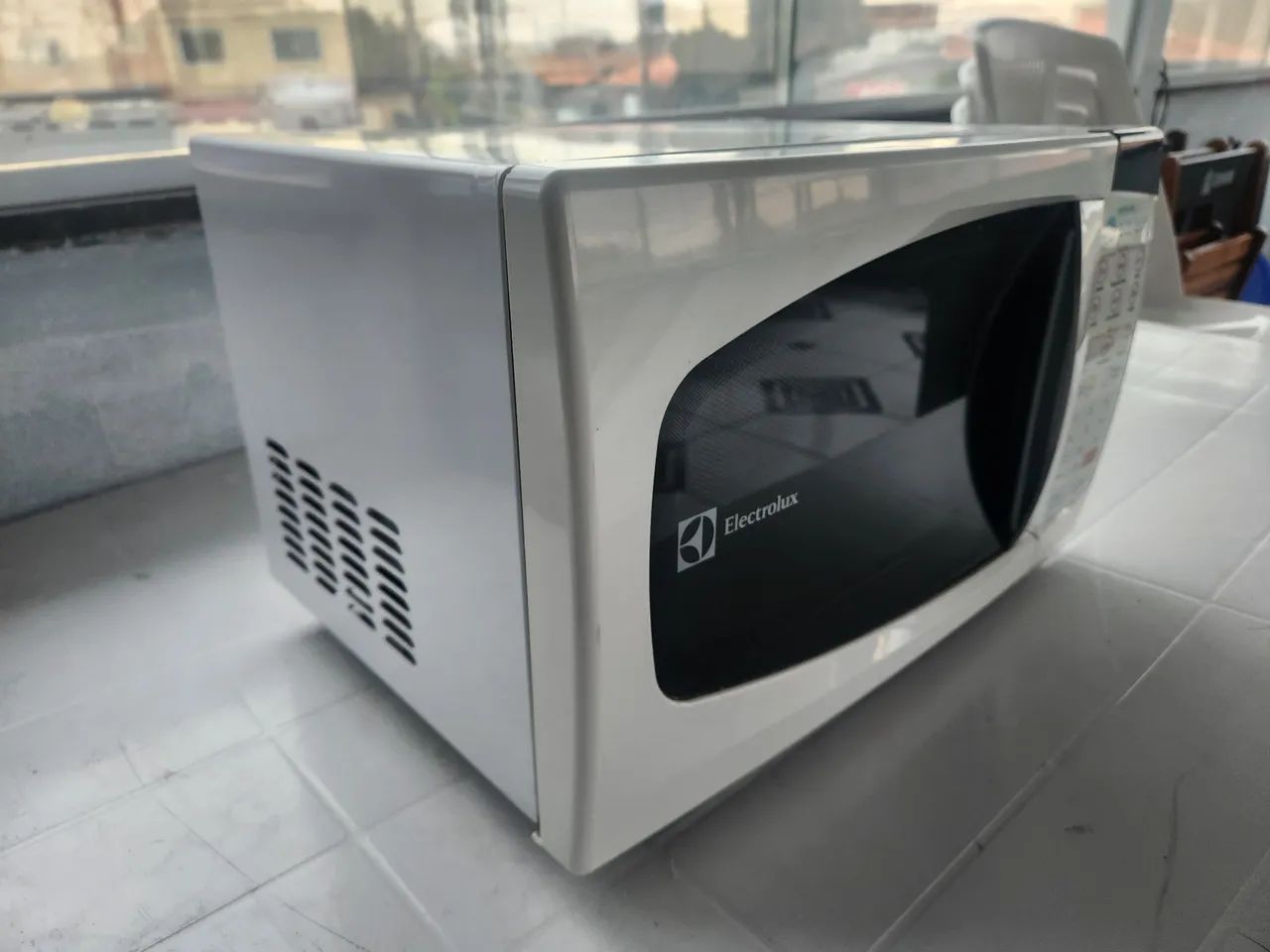 Vendo microondas Electrolux - Foto 4