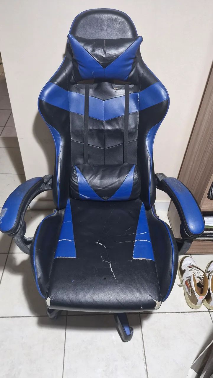 Cadeira gamer usada e com sinais de uso - Foto 2