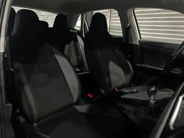 Volkswagen Polo Track 1.0 Flex 12V 5p, foto 10 de 14