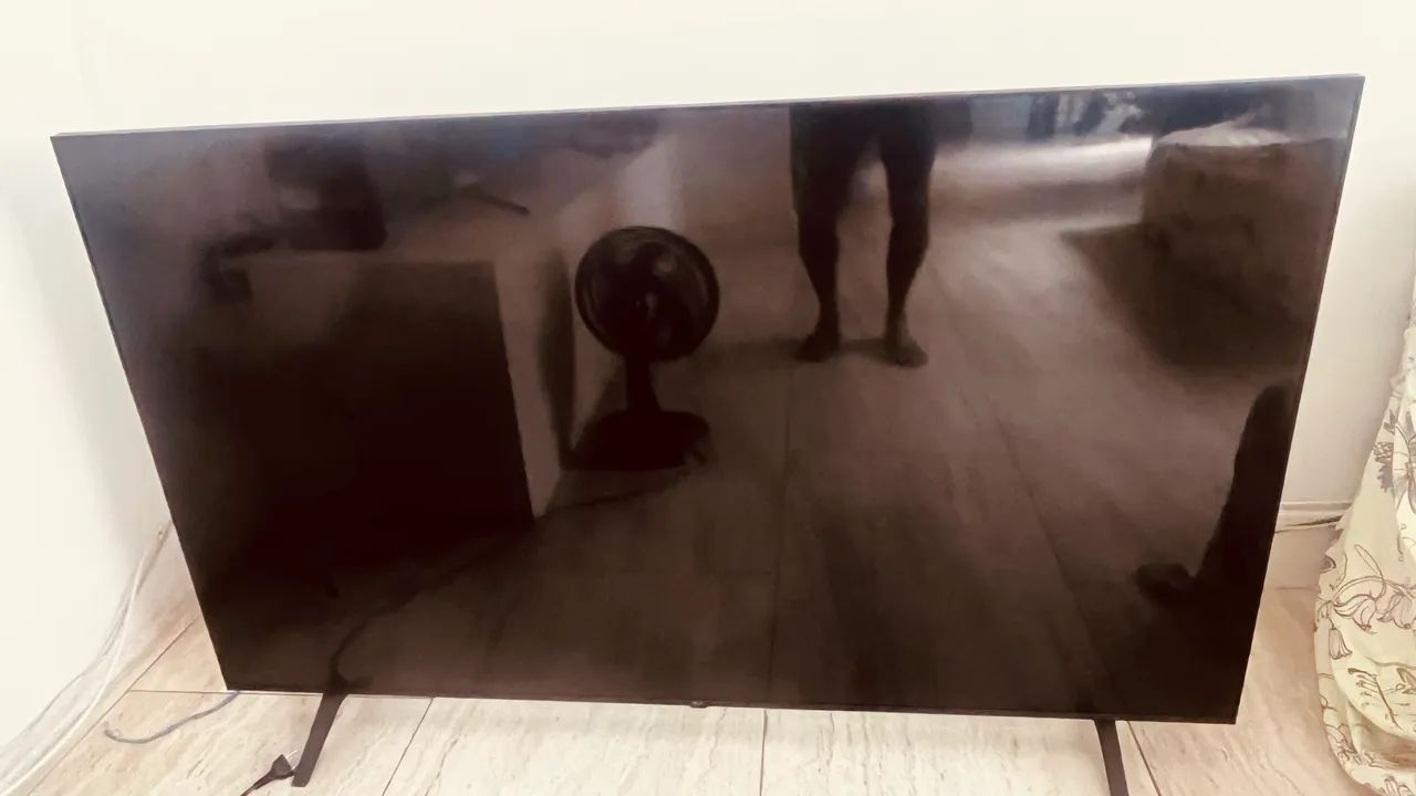 Vendo TV LG com defeito na Tela - Foto 4