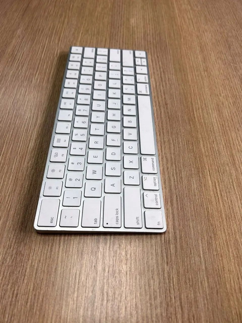 Magic Keyboard Apple A1644 sem fio - Caixa e NF - Periféricos e