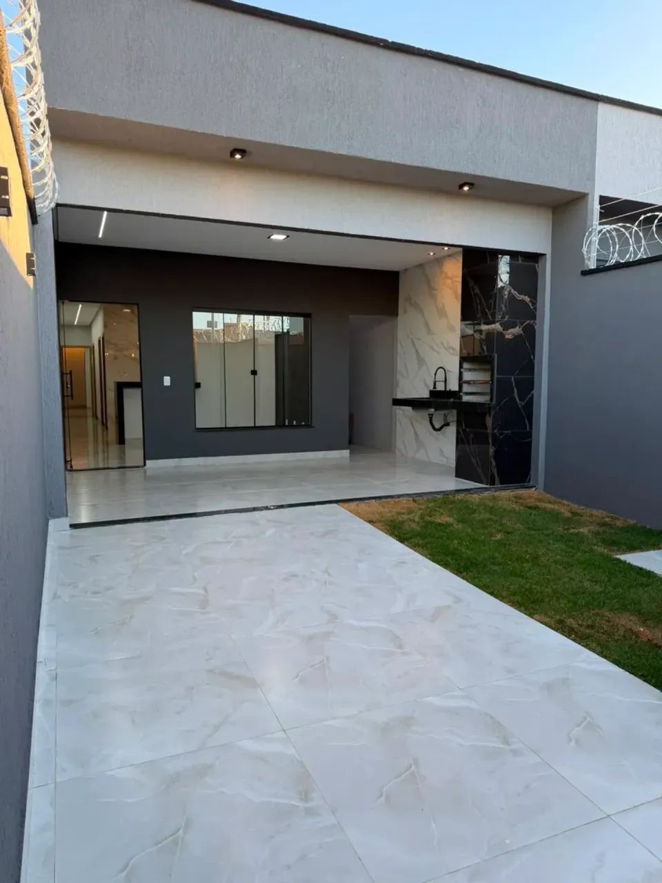 3 qtos com suite e espaço grill com garagem coberta no brisas da mata - Foto 4