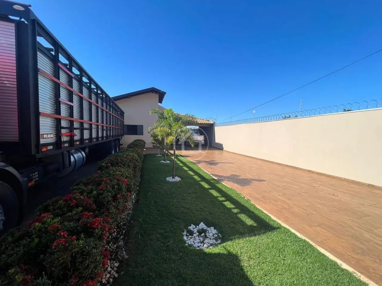 CASA COM EDICULA - SANTO ANTÔNIO - Foto 3