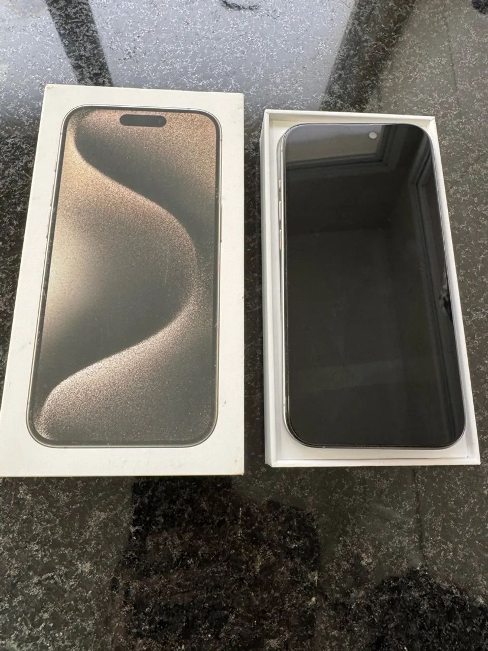 iPhone 15 Pro Titanium + Caixa Original  - Foto 2