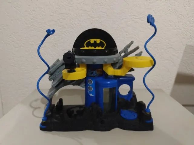 Kit Imaginext - Batcaverna Observatório do Batman + Tanque do Coringa