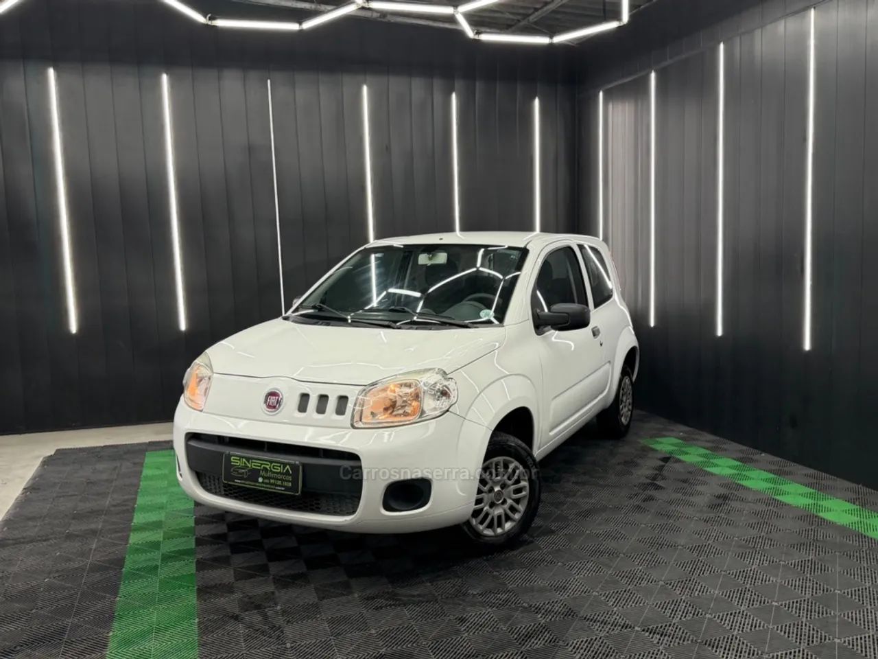 Fiat Uno Vivace 1.0 EVO Fire Flex 8V 3P 2014