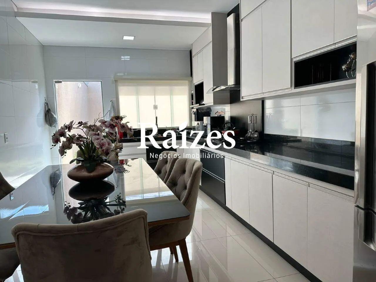 Casa no Novo Mundo em Uberlândia com 5 suítes - Foto 4