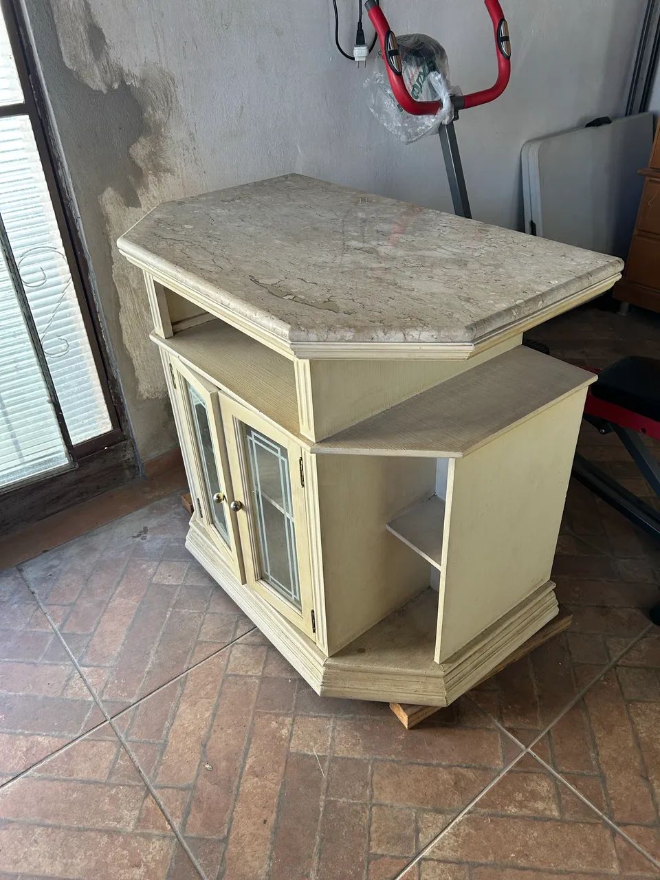 Móvel multiuso com tampo em mármore travertino  - Foto 4