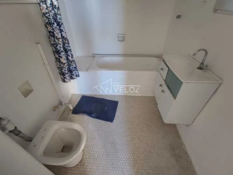 Kitnet/Conjugado : / Residencial / Centro