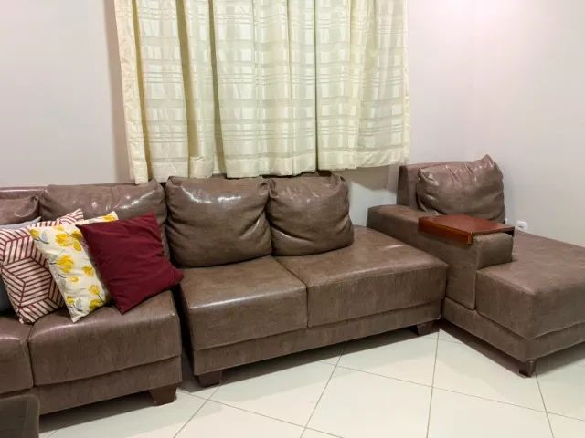 Sofá  com chaise