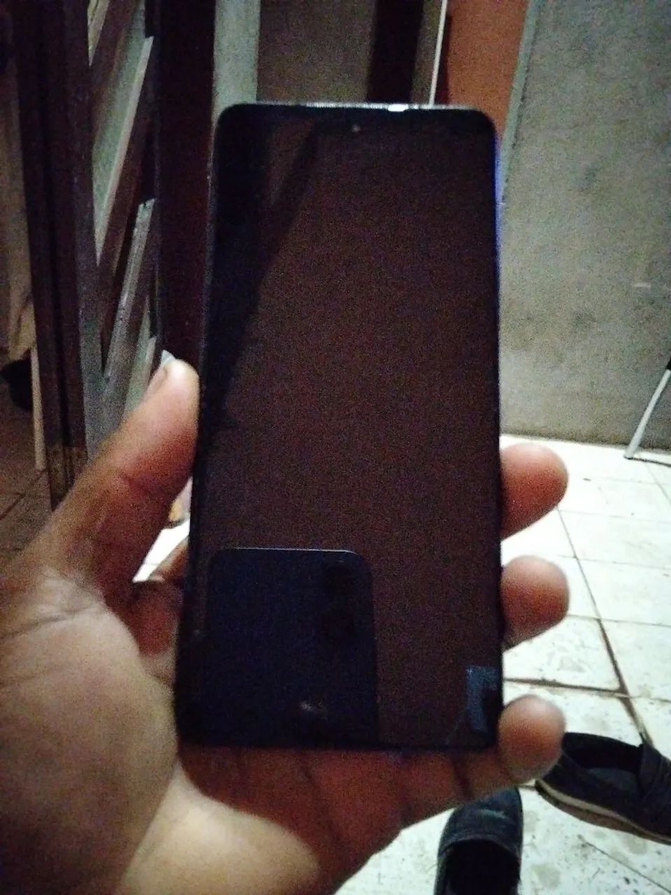 Celular para retirada de peças pocox3