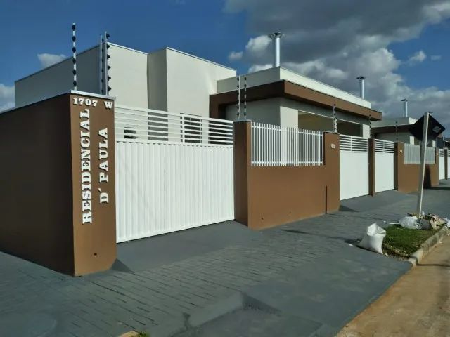 Casa com 84m² com 2 quartos sendo um com suíte